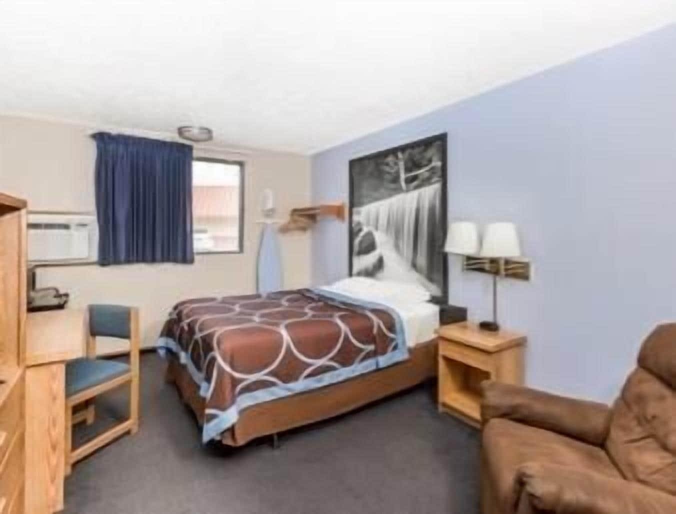 Super 8 By Wyndham Manhattan Ks Dış mekan fotoğraf