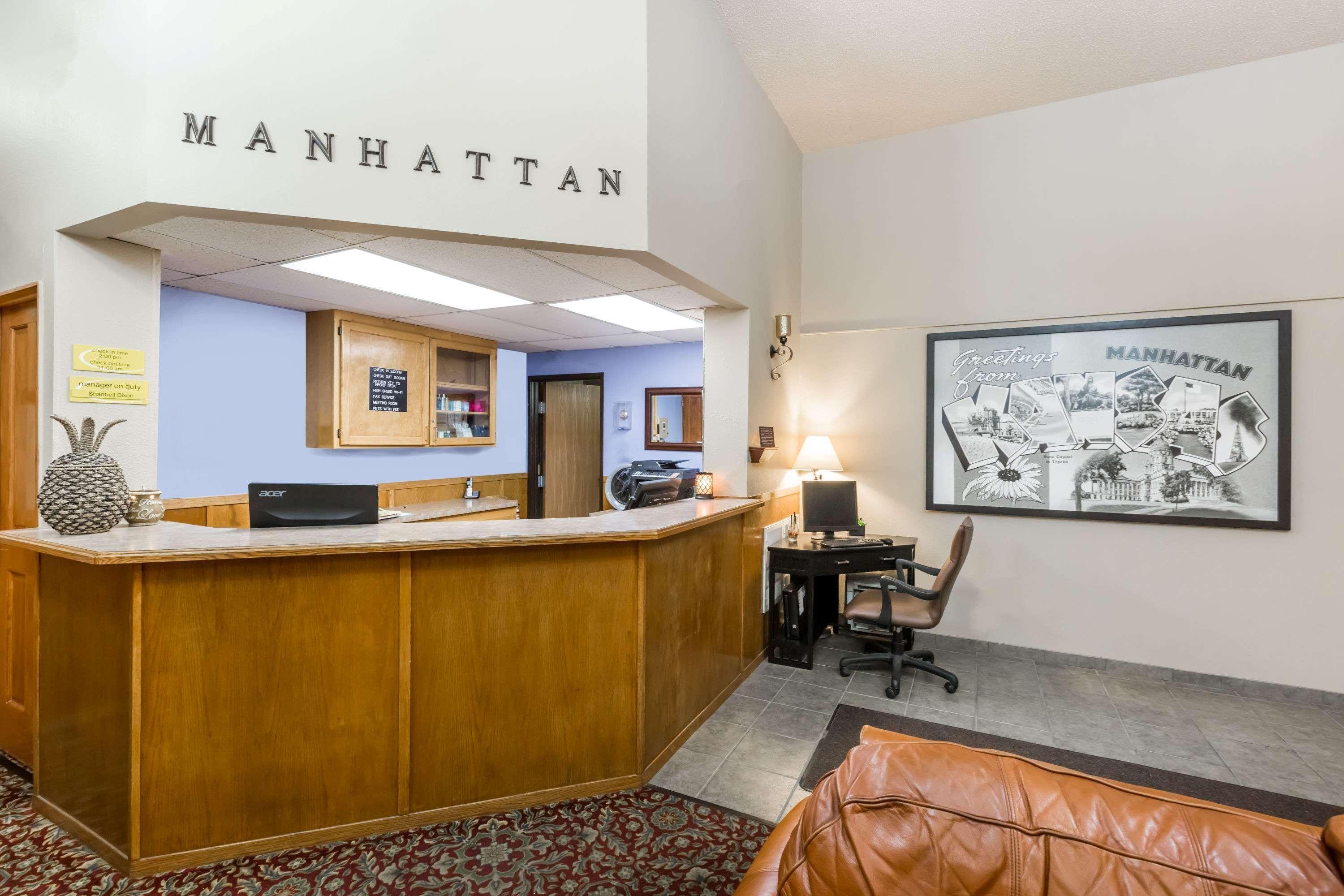 Super 8 By Wyndham Manhattan Ks Dış mekan fotoğraf